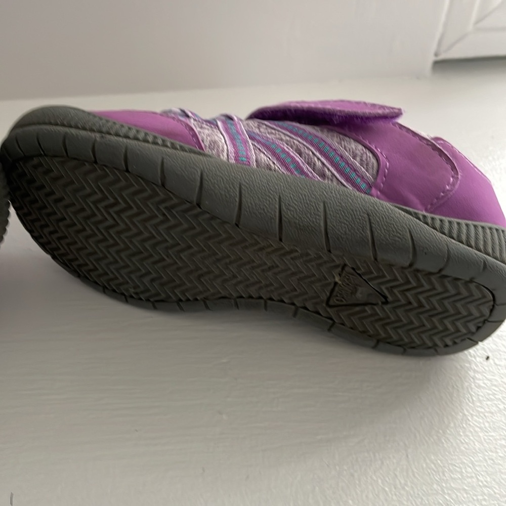 Osh Kosh B’gosh shoes - Picture 12 of 16